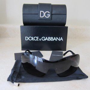 Dolce & Gabbana Black Shield Sunglass Visor with Gradient Lens